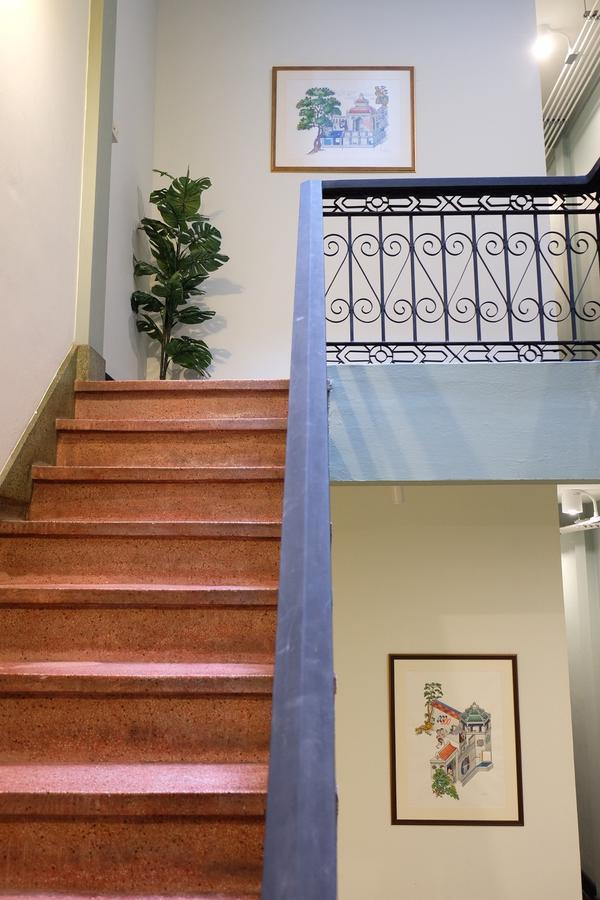 The Orientale Hostel Bangkok Exterior photo