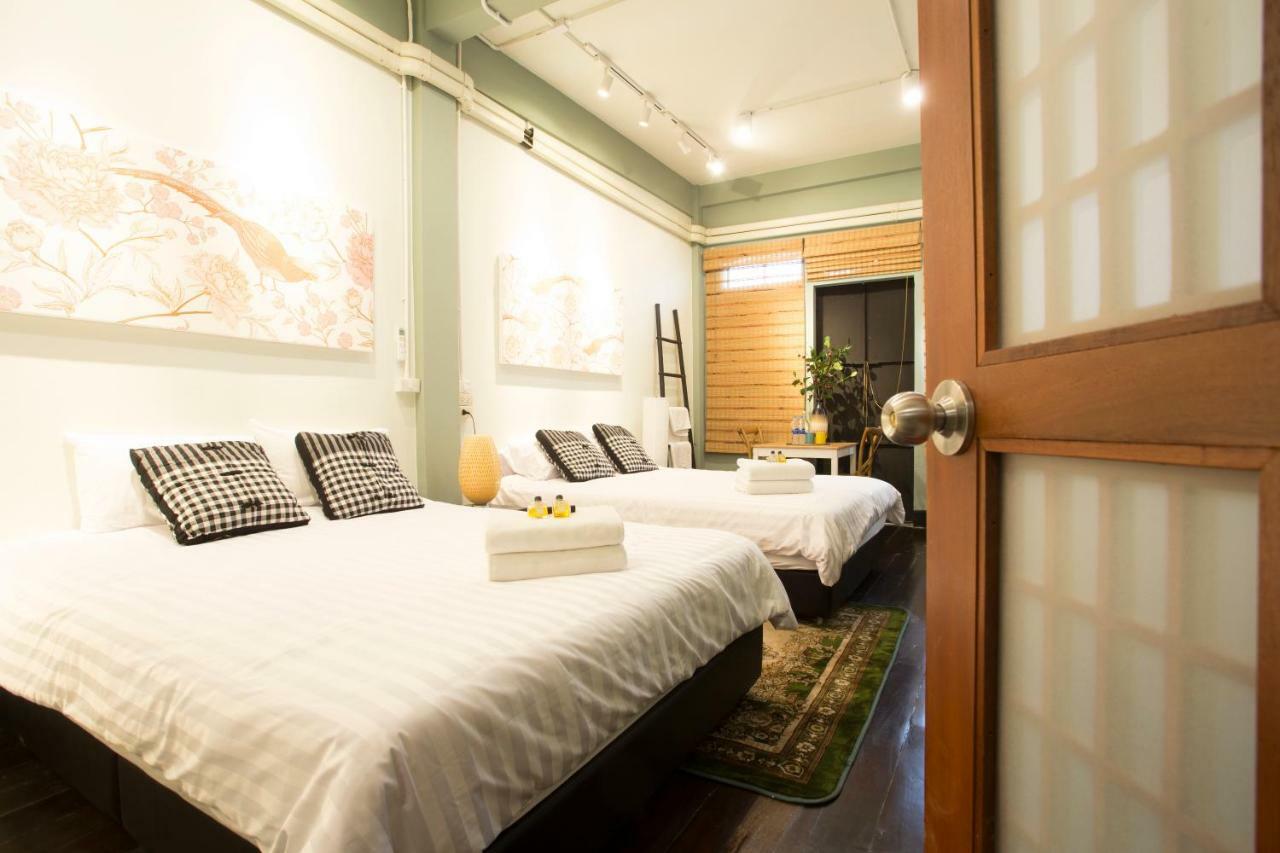 The Orientale Hostel Bangkok Exterior photo