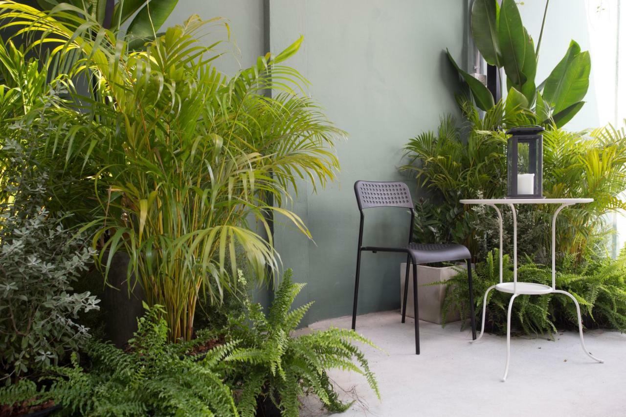 The Orientale Hostel Bangkok Exterior photo